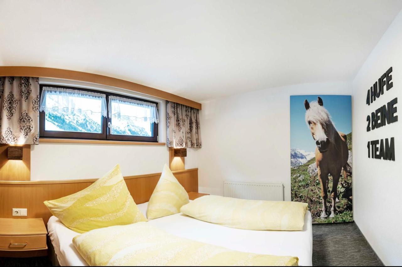 Almhof-Reithof Pitztal Hotel Sankt Leonhard im Pitztal Eksteriør billede