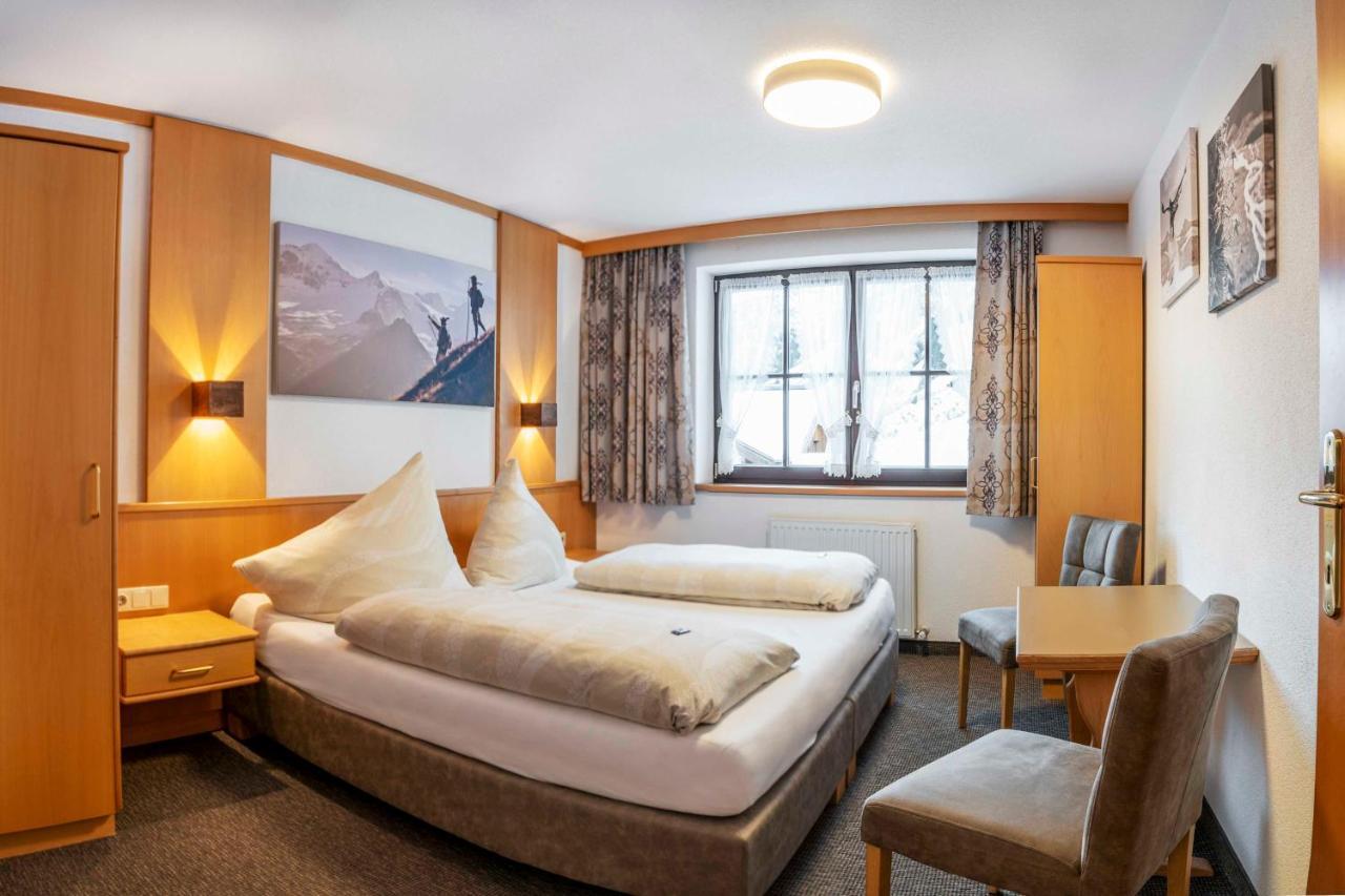 Almhof-Reithof Pitztal Hotel Sankt Leonhard im Pitztal Eksteriør billede