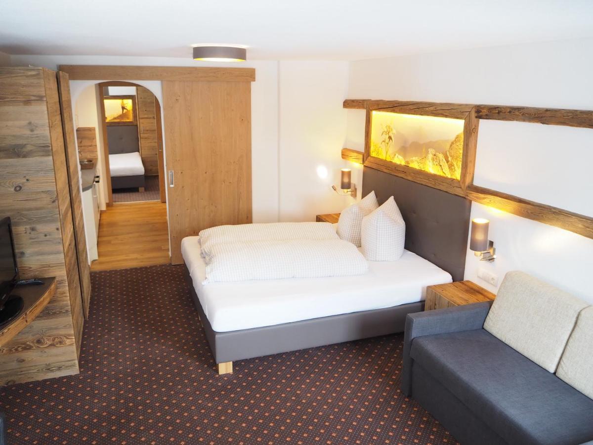 Almhof-Reithof Pitztal Hotel Sankt Leonhard im Pitztal Eksteriør billede