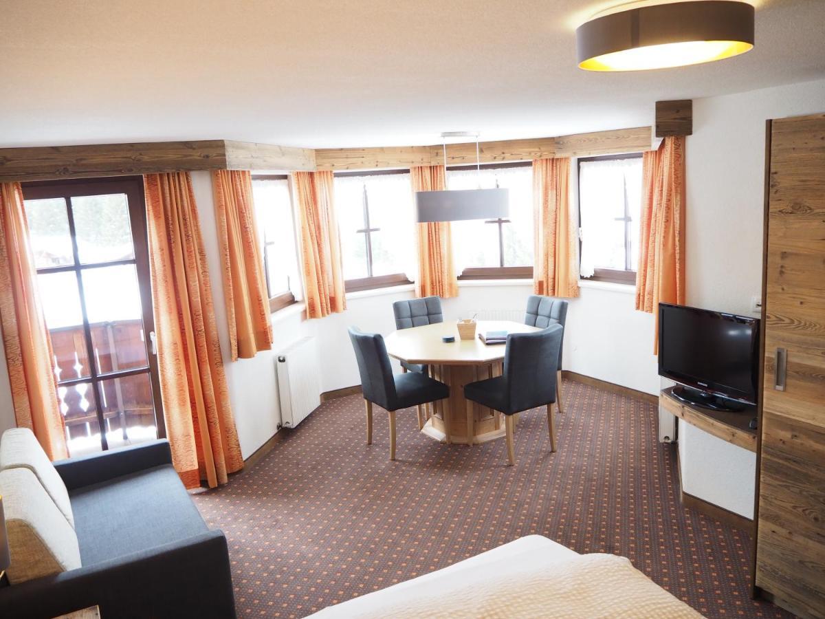 Almhof-Reithof Pitztal Hotel Sankt Leonhard im Pitztal Eksteriør billede